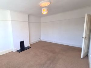 Lounge- click for photo gallery